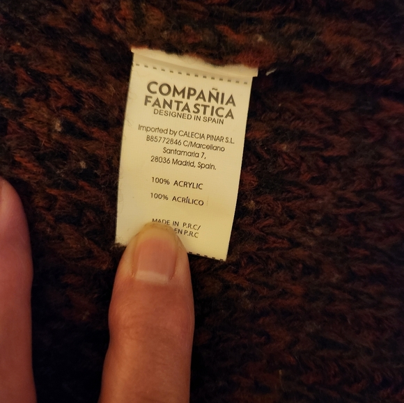 Comapania Fantastica medium burgundy bell sleeve cardigan - Picture 3 of 3